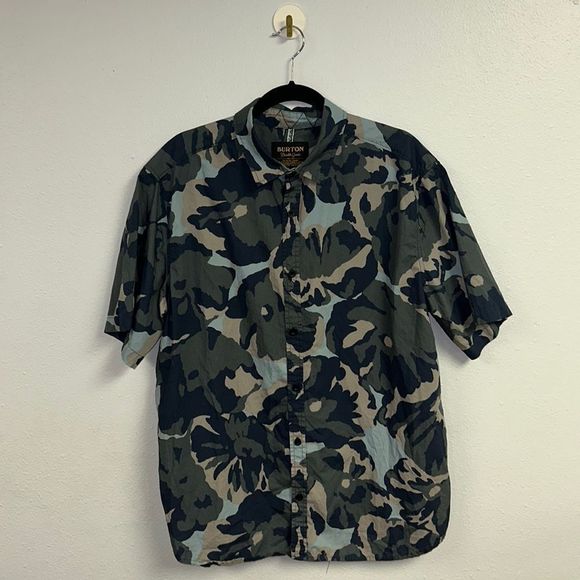Burton Other - Burton Shabooya Camp Button Up